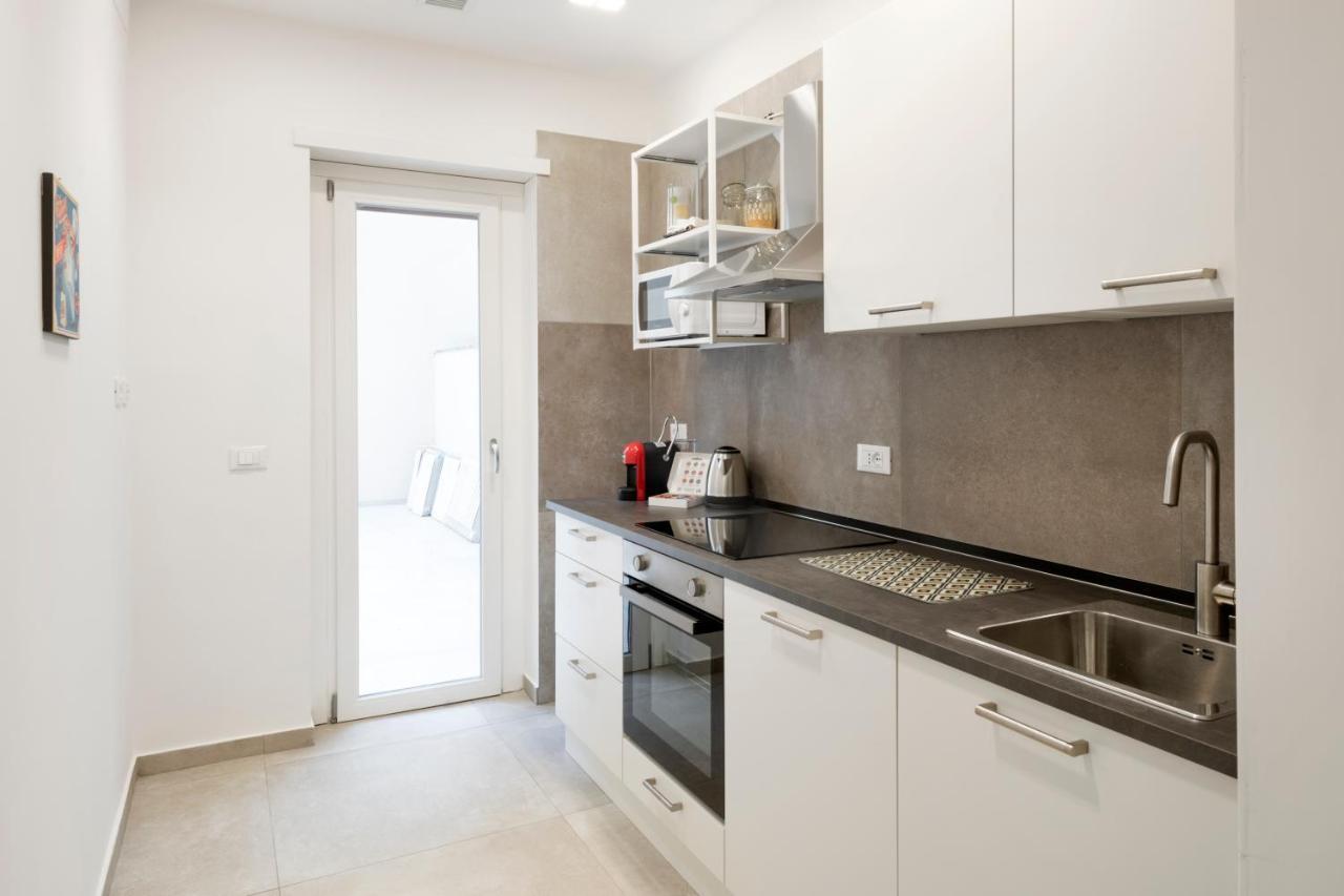 Easystayrome 10 Pax 3 Baths 1 Min From Metro Екстериор снимка